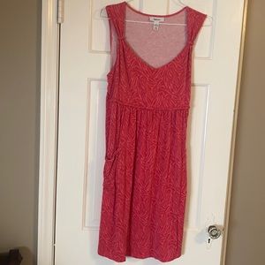 Adorable casual summer dress in hot pink
